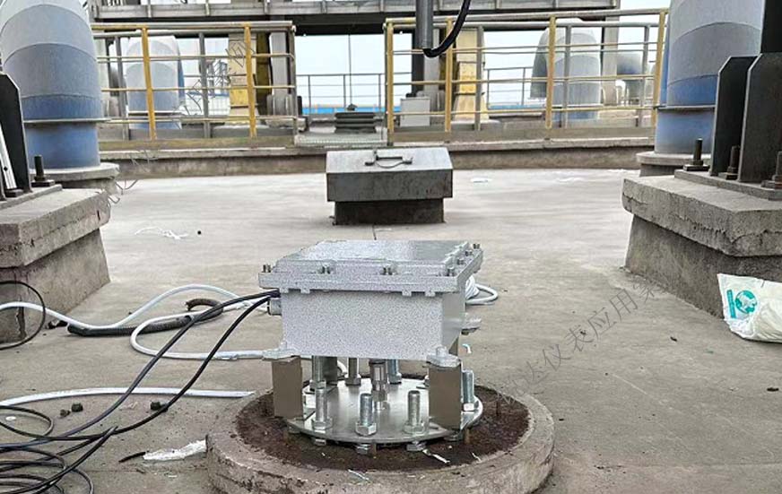 豆粕仓料位体积实时监测1