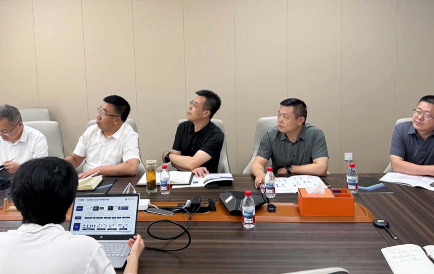 山西工程技术学院一行至锐达工业集团参观调研2 山西工程技术学院一行至锐达工业集团参观调研2