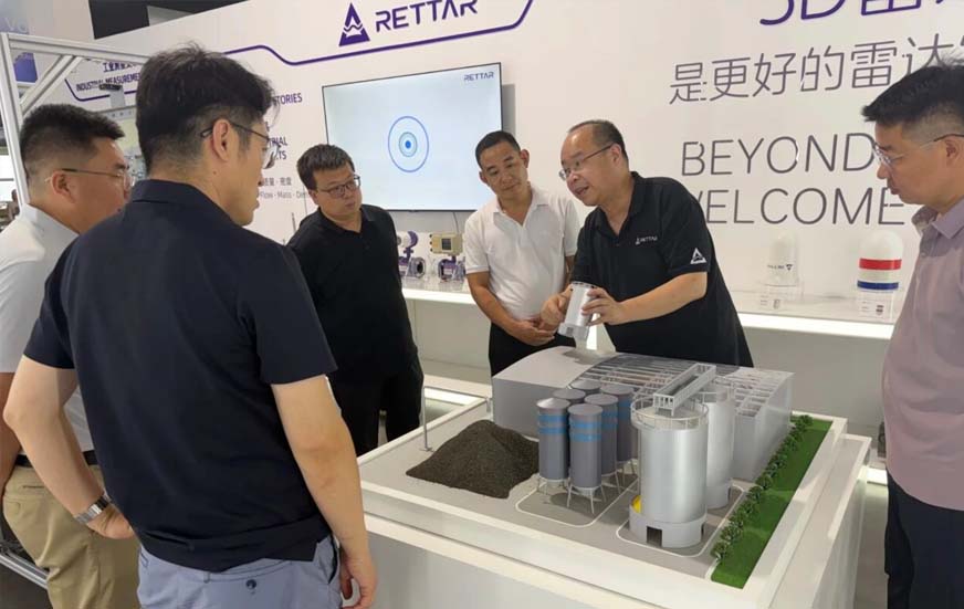红桥区科技局副局长刘亚坤带队莅临锐达工业集团考察指导2 红桥区科技局副局长刘亚坤带队莅临锐达工业集团考察指导2